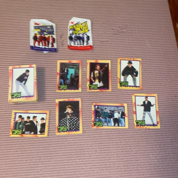 NEW KIDS ON THE BLOCK 1989 Full set of Topps trading cards - Picture 1 of 3